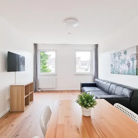 Raj Living - 4 Dachgeschosswohnung - 25 Min Zur Messe Dus Krefeld