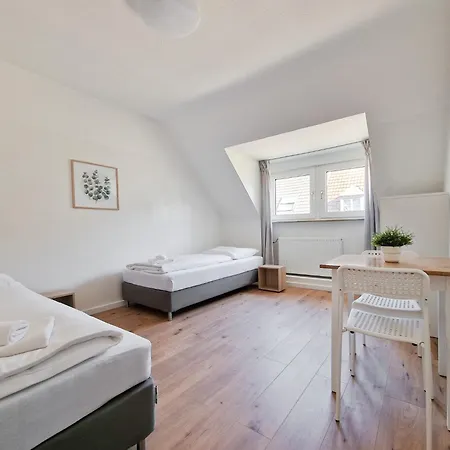 Apartment Raj Living - 4 Dachgeschosswohnung - 25 Min Zur Messe Dus Krefeld