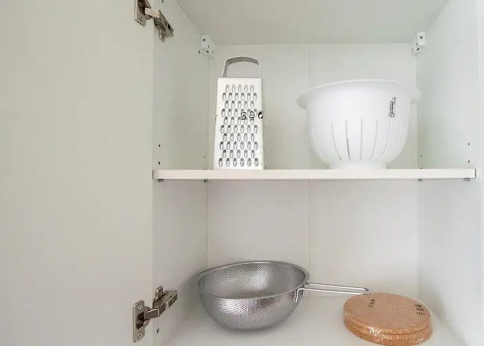 Tolstov - 4 Dachgeschosswohnung - 25 Min Zur Messe Dus アパート *