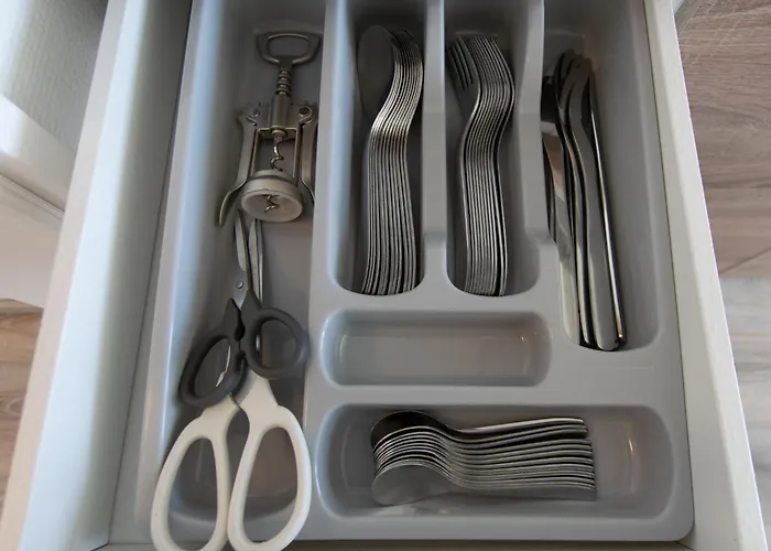 アパート Tolstov - 4 Dachgeschosswohnung - 25 Min Zur Messe Dus クレーフェルト