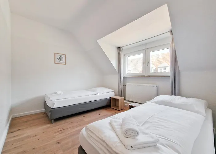 Tolstov - 4 Dachgeschosswohnung - 25 Min Zur Messe Dus *